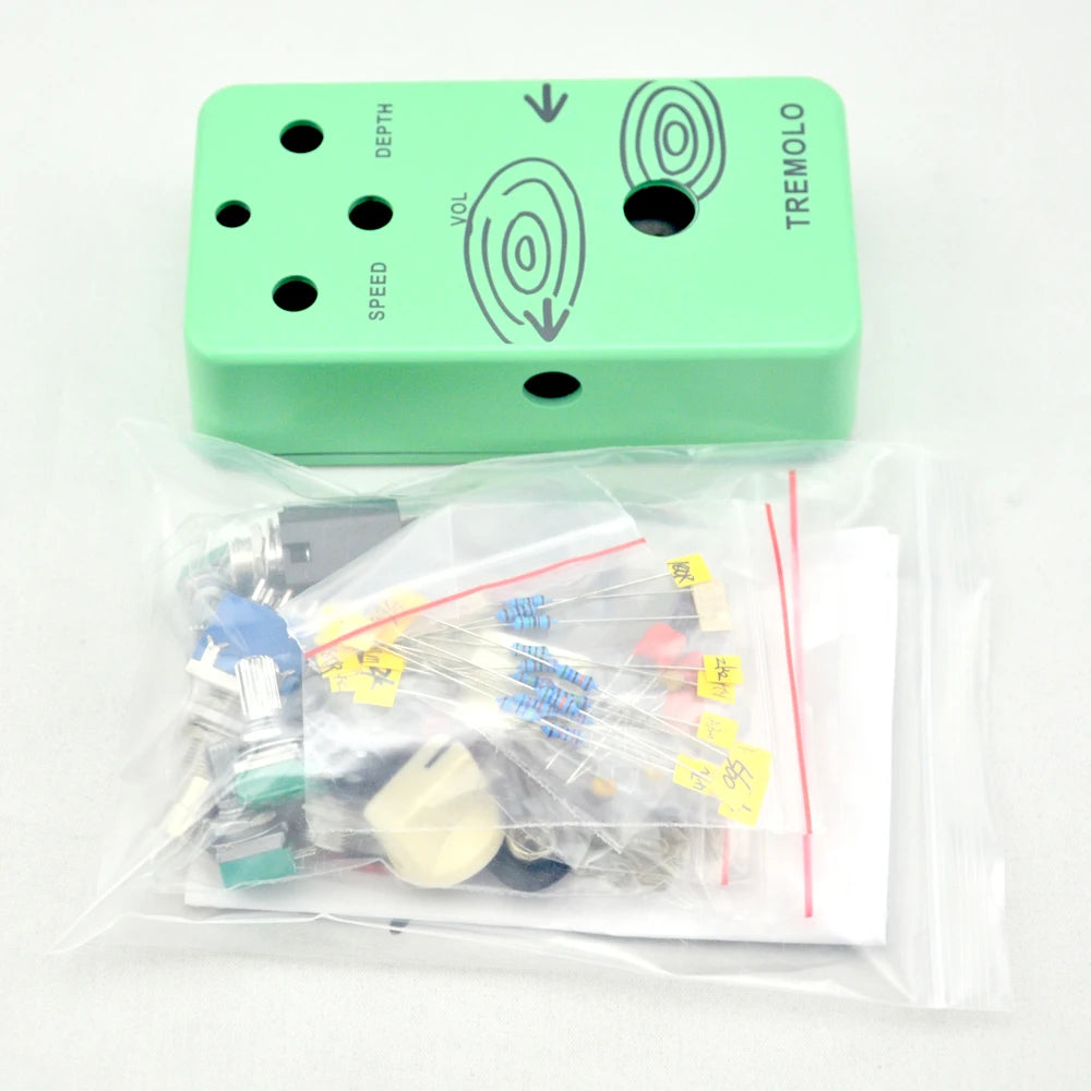 Diy Tremolo Effect Pedaal Kits Met 1590B Pre-Geboord En 9 Pin 3PDT Voetschakelaar True Bypass