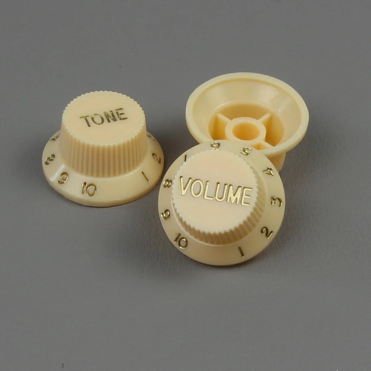 FLEOR 3pcs Plastic 2T1V Volume Tone Control Knobs High Dome Caps for ST Guitar